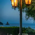 Oasis By Bs Hotel